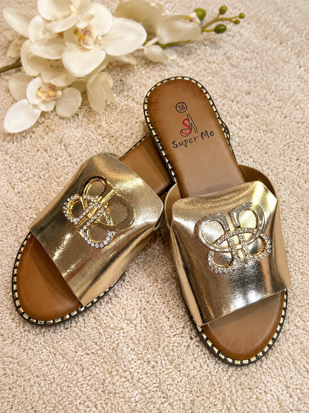 Goldene Pantoletten mit Strass & Gold-Detail